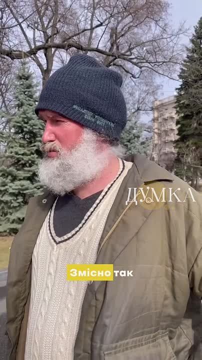       :
