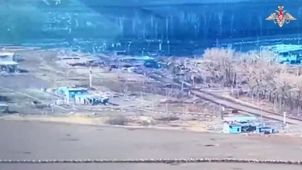 Российская энергетика под ударом: уничтожена ГИС "Суджа", отражена атака на НПЗ в Саратове