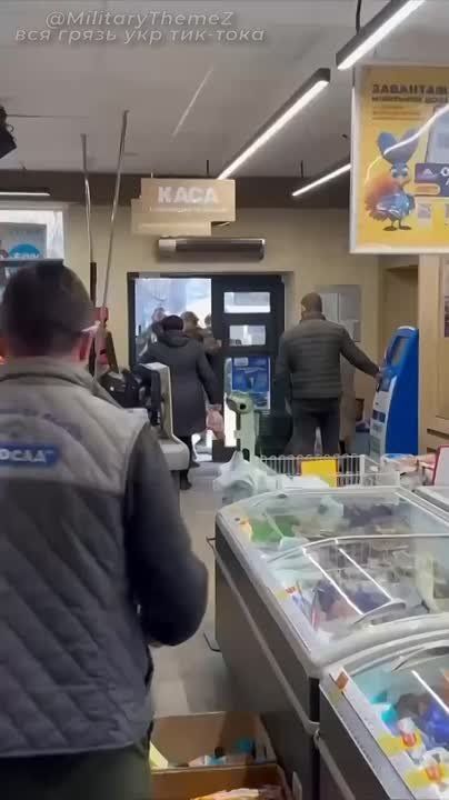 В Харькове произошёл очередной "добровольный" набор в редкоземельные войска