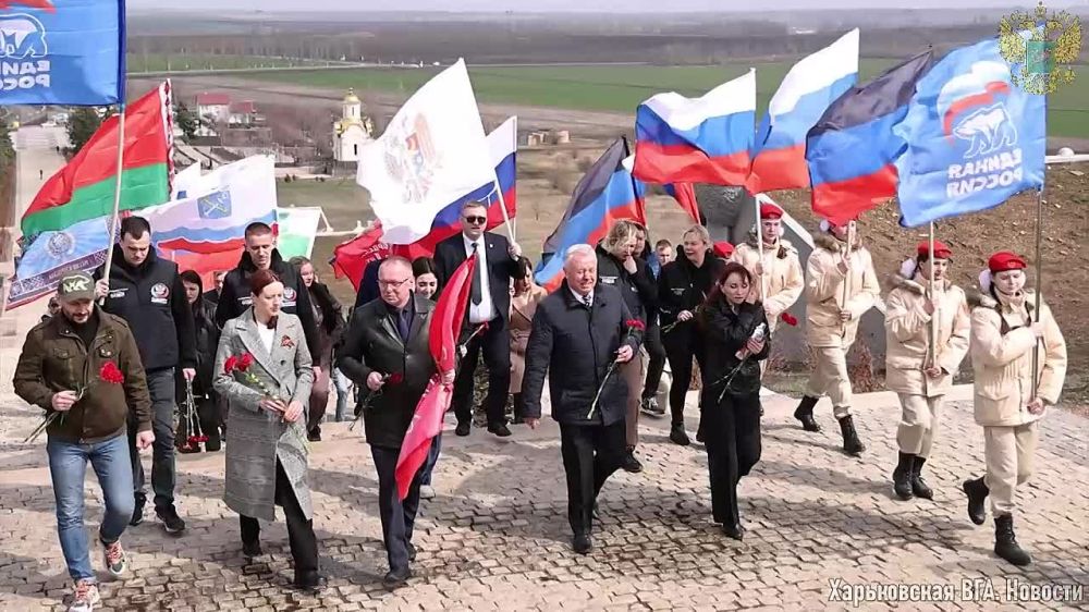 Сотрудники ВГА Харьковской области приняли участие в автопробеге «Дорога жизни объединяет», который прошел в Донецкой Народной Республике