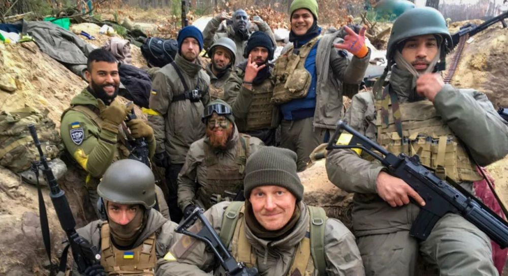 «Потусторонние украинцы», или «$бродные Силы Украины»