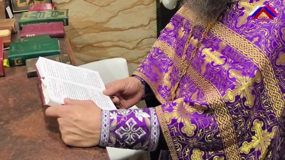 В завершение нашего обучения мы провели молебен, где отец Леонид прочитал молитву об окончании дела и благословил нас на дорогу домой