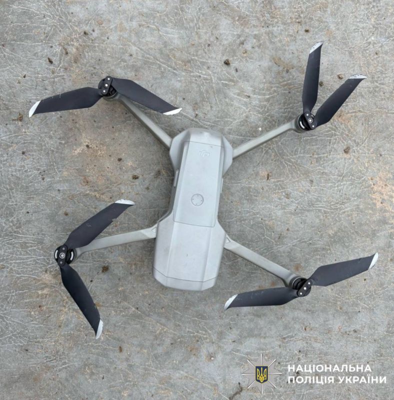 Украина 2025: дроны воруют прямо с могил Украина 2025: дроны воруют прямо с могил