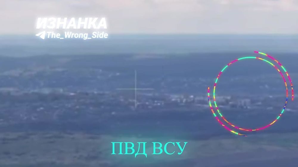 Работает Авиация!. На кадрах ОК наблюдаем очередной удар по ПВД 114 обр ТерО ВСУ с применением ФАБ-500 в районе н.п. Купянск