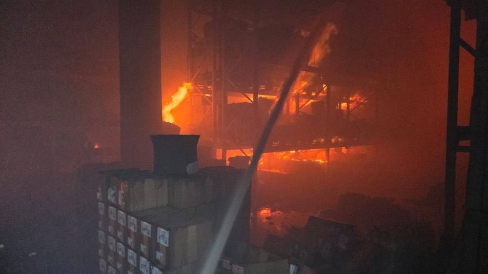 Поступает информация что по территории бывшего завода «Серп и Молот» (ул Поступает информация что по территории бывшего завода «Серп и Молот» (ул