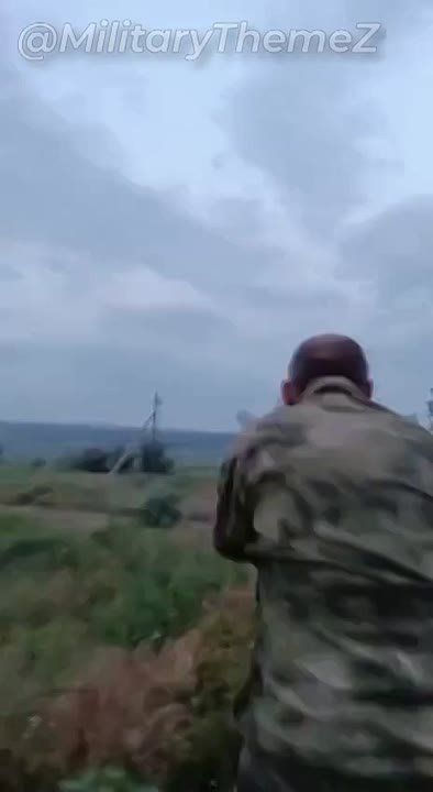 Архивные кадры. Расчеты ТОС-1А "Солнцепек" ВС РФ работают по украинским позициям на Харьковском направлении