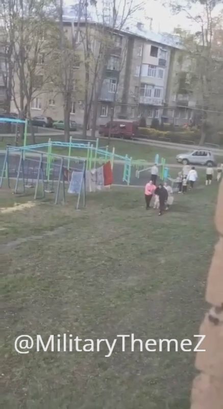 В Харькове женщины отбили мужчину у людоловов