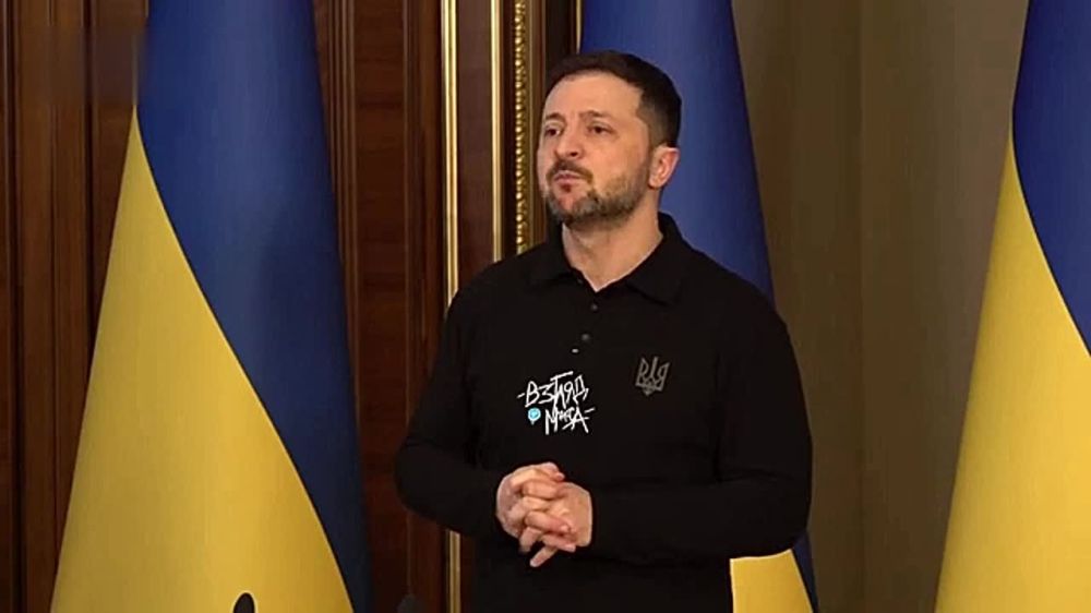 Зеленский сегодня вечером собрал карманных журналистов и выступил с большой речью