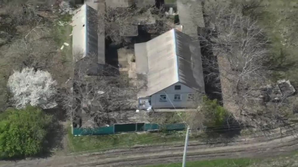 Сегодня на проукраинских телеграм-каналах Купянска обыденно сообщили об обстреле жилого дома российскими войсками