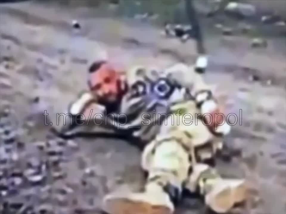 Захар Прилепин: Недавно в Сети появилось видео с нашим воином, что посмотрел в глаза смерти с улыбкой на лице