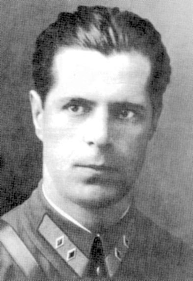 Дмитрий Николаевич Медведев (10.08.1898 — 14.12.1954) Герой Советского Союза, полковник, командир партизанского отряда спец