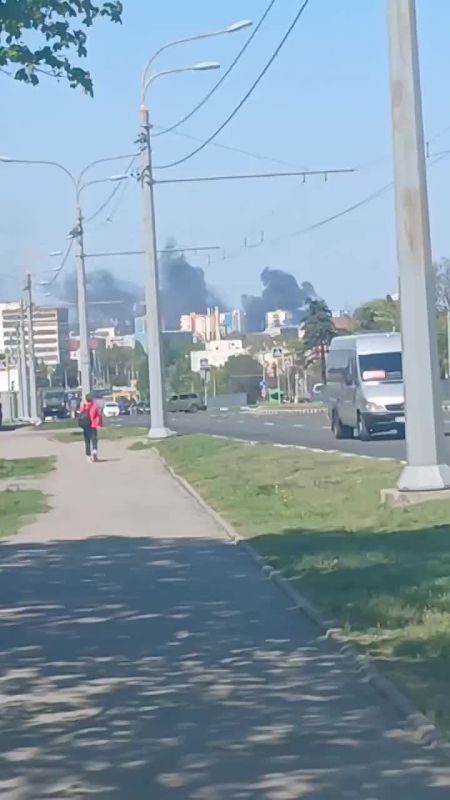 Харьков затянуло дымом после ударов "Гераней"