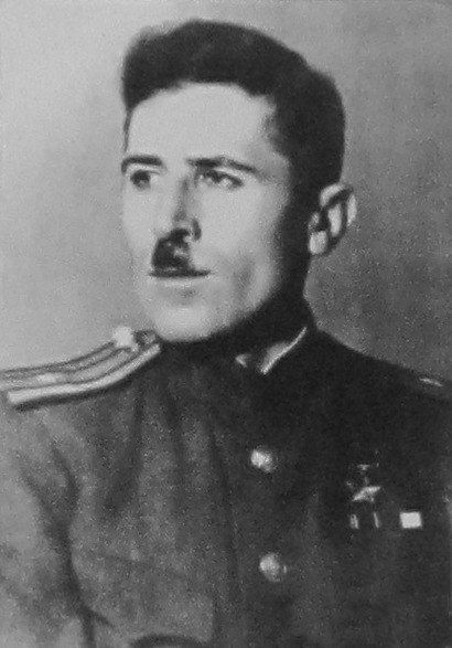 Гукас Карапетович Мадоян ( 2.01.1906 — 11.06.1975, ) — подполковник, Герой Советского Союза