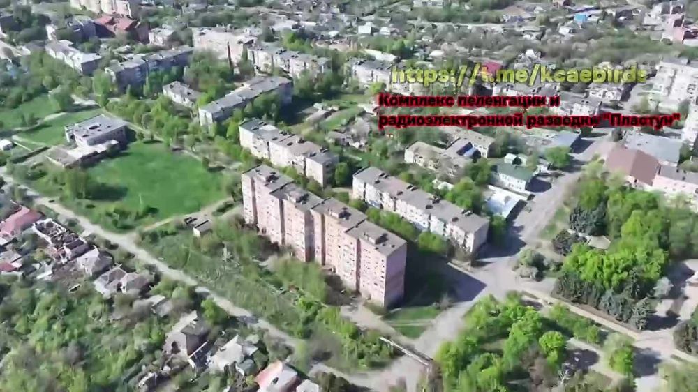 Использование ВСУ высотной застройки Купянска для размещения систем связи и РЭБ