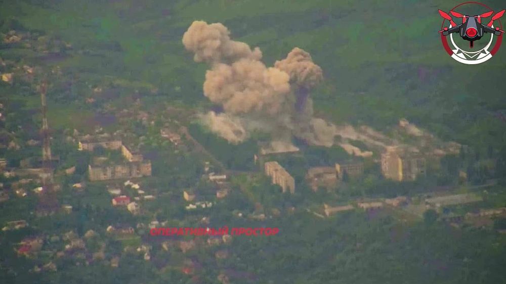 В жилой застройке Купянска авиация ВКС РФ уничтожили пункт временной дислокации ВСУ