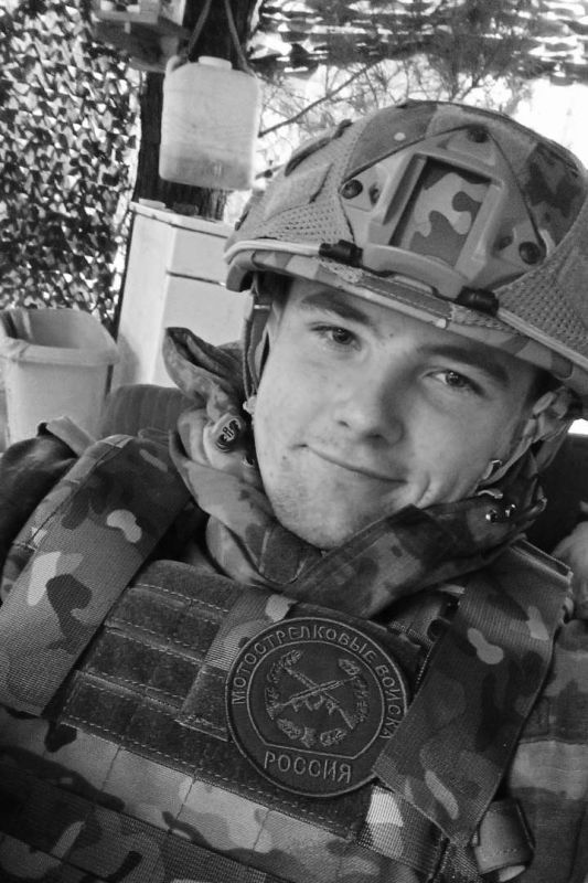 В Севастополе простились с защитниками России В Севастополе простились с защитниками России