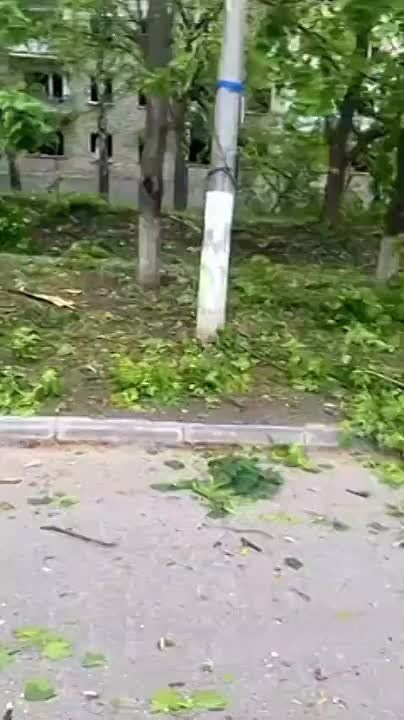 Купянск. Прилет на днях возле суда