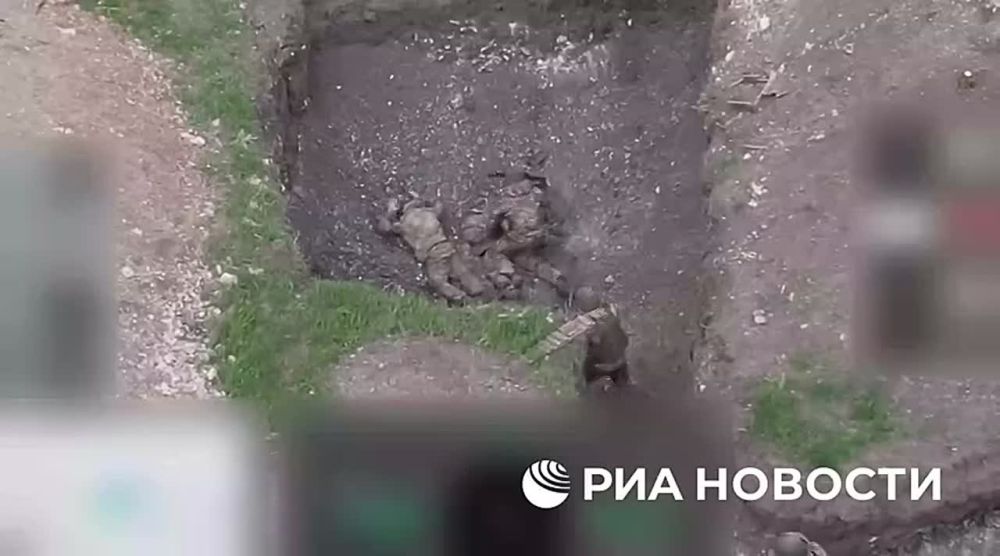 "Западная" группировка постепенно продвигается вперёд