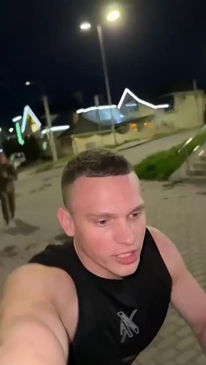 Совет из страны "404":. "Любите легкую атлетику—она выручает"