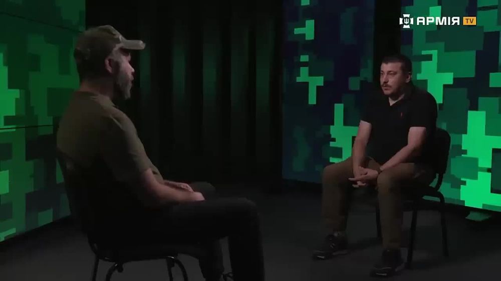      ,     &quot;1 000 000  &quot;