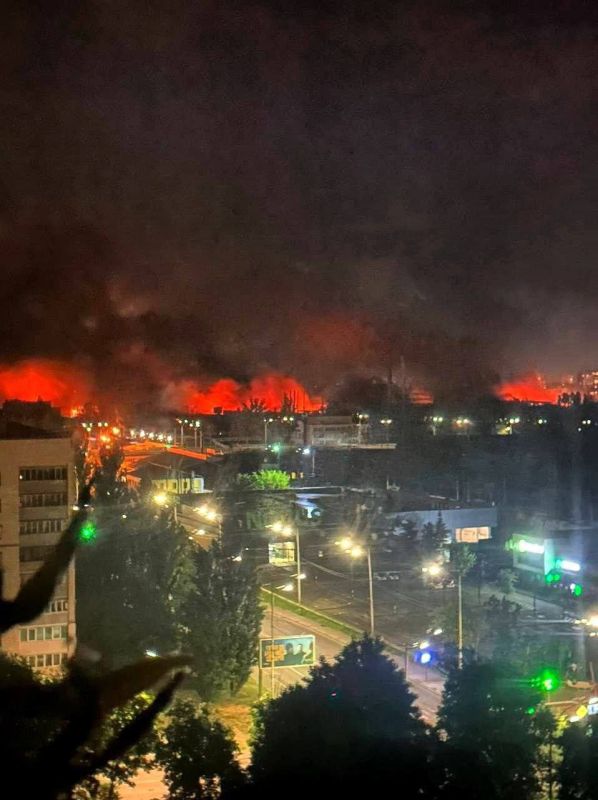 Ночной Киев расцвёл "Геранями"