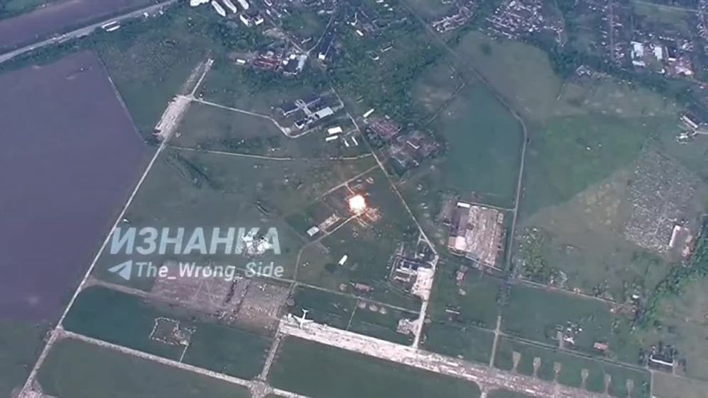 Расчётами разведывательных дронов ВС РФ в Чугуеве и Сумской области вскрыты позиции украинских операторов БПЛА-камикадзе, которые запускали их по территории России