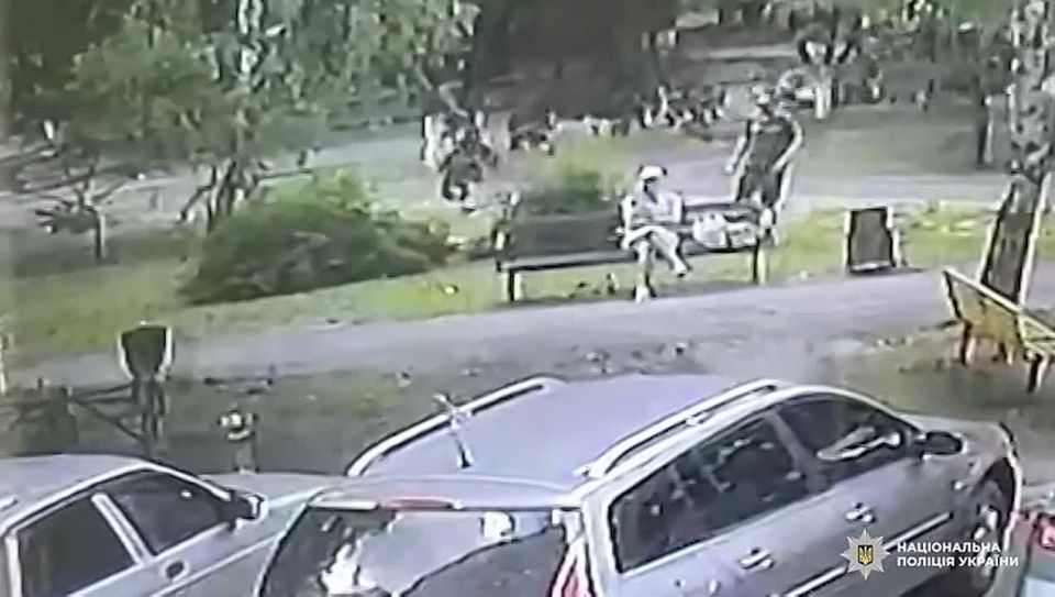 Приехали. Мародерствовать по квартирам уже не так интересно