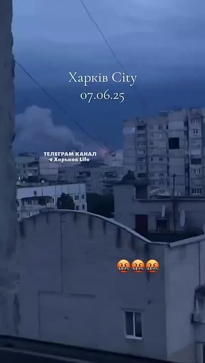 Около 50 взрывов прогремело в Харькове с раннего утра