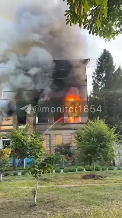 Армен Гаспарян: В Новобаварском районе Харькова сгорел ТЦК