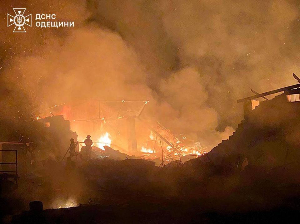 Олег Царёв: ВС РФ нанесли удары по военным целям в четырёх областях Украины Олег Царёв: ВС РФ нанесли удары по военным целям в четырёх областях Украины