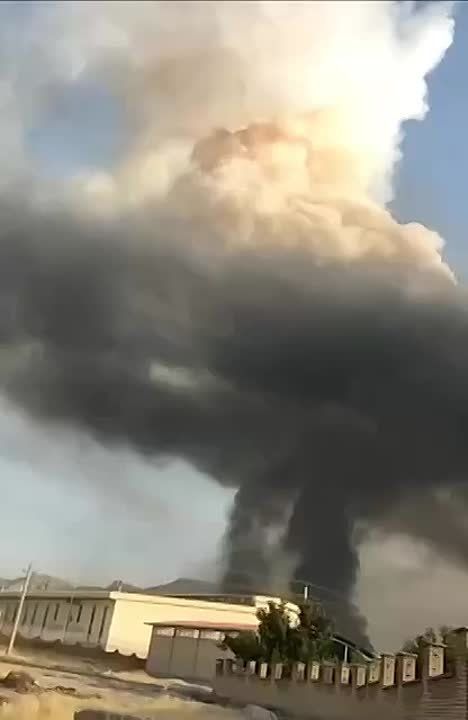 Пока мы спали, богоизбранный народ с пейсами развалили ядерный реактор в Иране и попутно десятки жилых кварталов