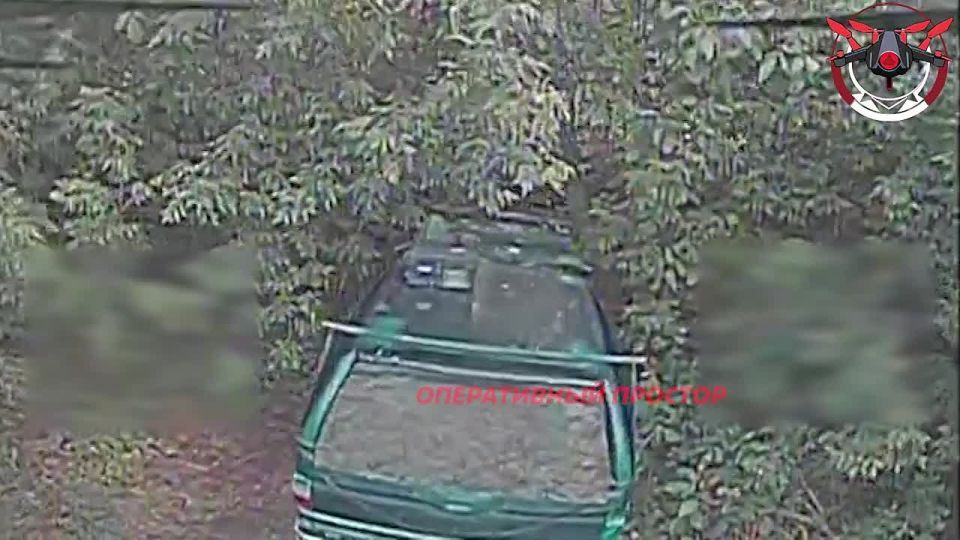 Расчет БпЛА #6_армии уничтожил пикап ВСУ
