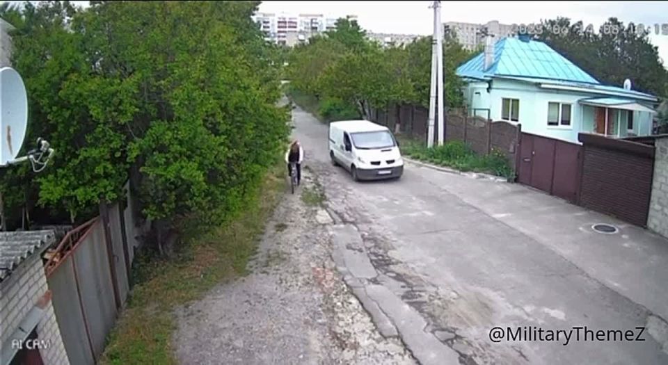 В Харькове "ухилянт" с велосипедом пытался скрыться от военкомов, но не получилось