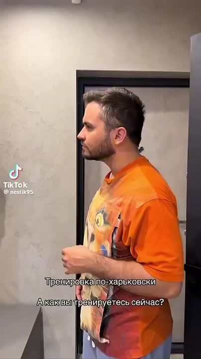 Бусик слева!!!. Прогулка по Харькову превратилась в опасный для жизни квест Ну что тут скажешь, хорошо хоть еще у людей осталось чувство юмора — без него сейчас никак