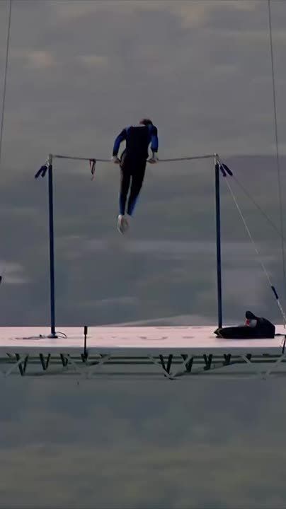 Это вам не тризубы из кизяков выкладывать