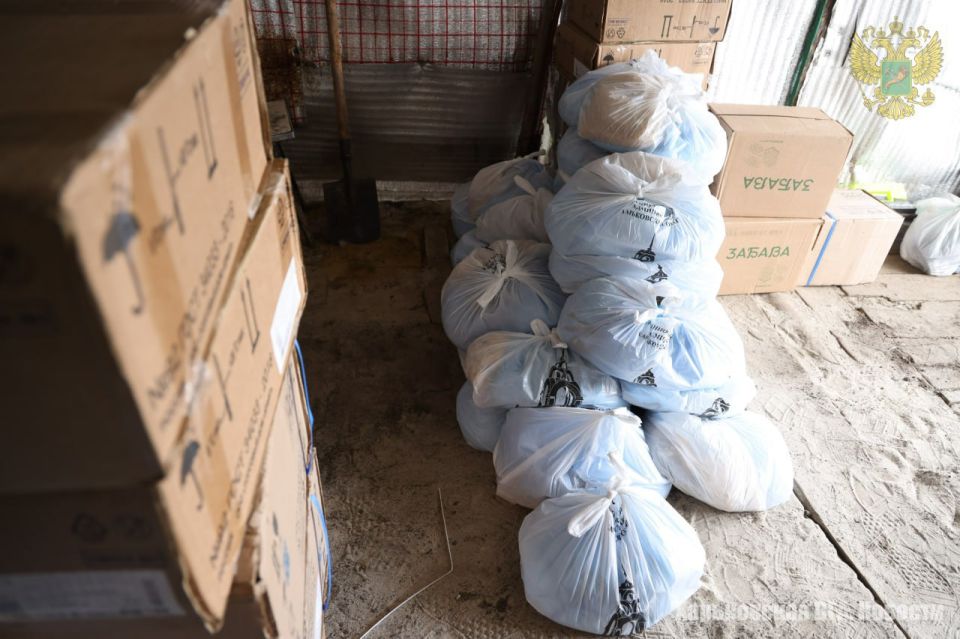 Военно-гражданской администрацией организована доставка продуктовых наборов жителям прифронтовых населённых пунктов Харьковской области, находящихся под административным управлением ВГА