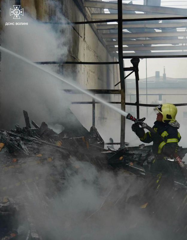 Олег Царёв: ВС РФ нанесли комбинированные удары по военным целям в 13 областях Украины Олег Царёв: ВС РФ нанесли комбинированные удары по военным целям в 13 областях Украины