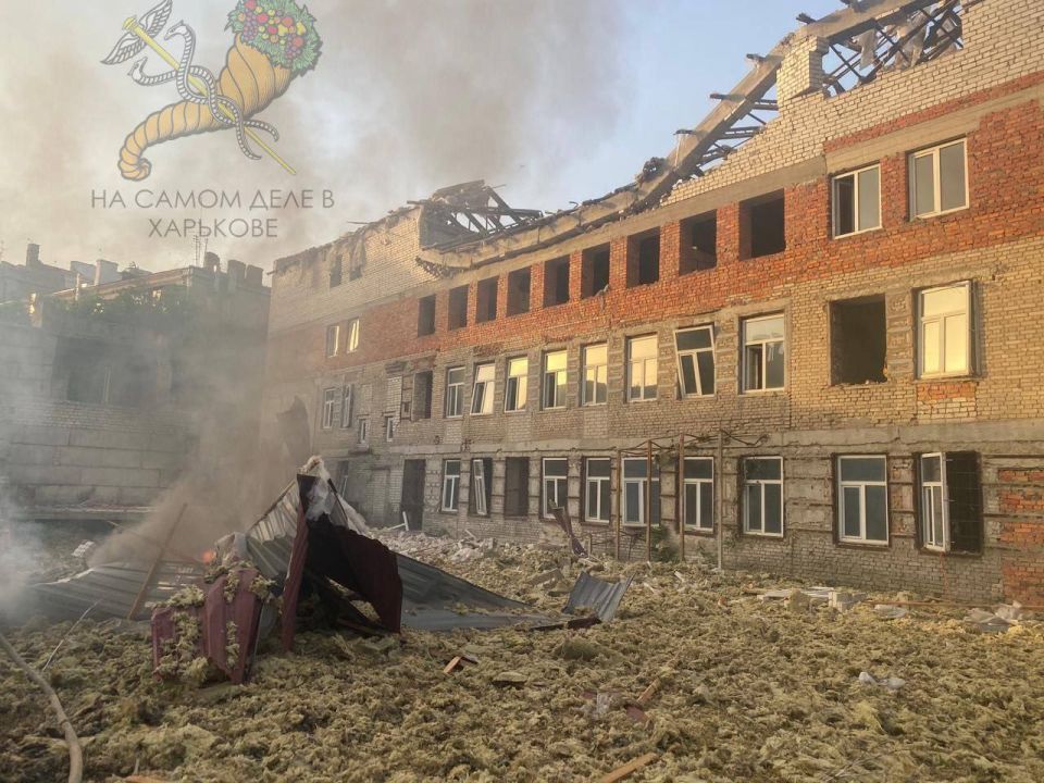 Фото с места ударов Гераней в Харькове и геолокация удара 49.9898959018025, 36.244550911321156