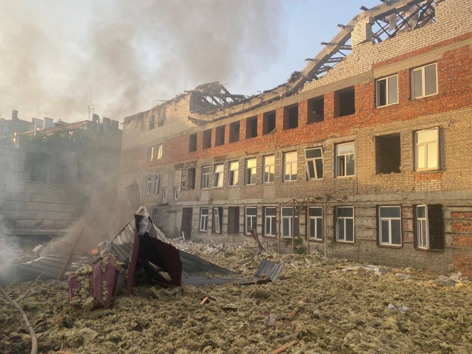 Олег Царёв: ВС РФ нанесли комбинированные удары по военным целям в четырёх областях Украины Олег Царёв: ВС РФ нанесли комбинированные удары по военным целям в четырёх областях Украины