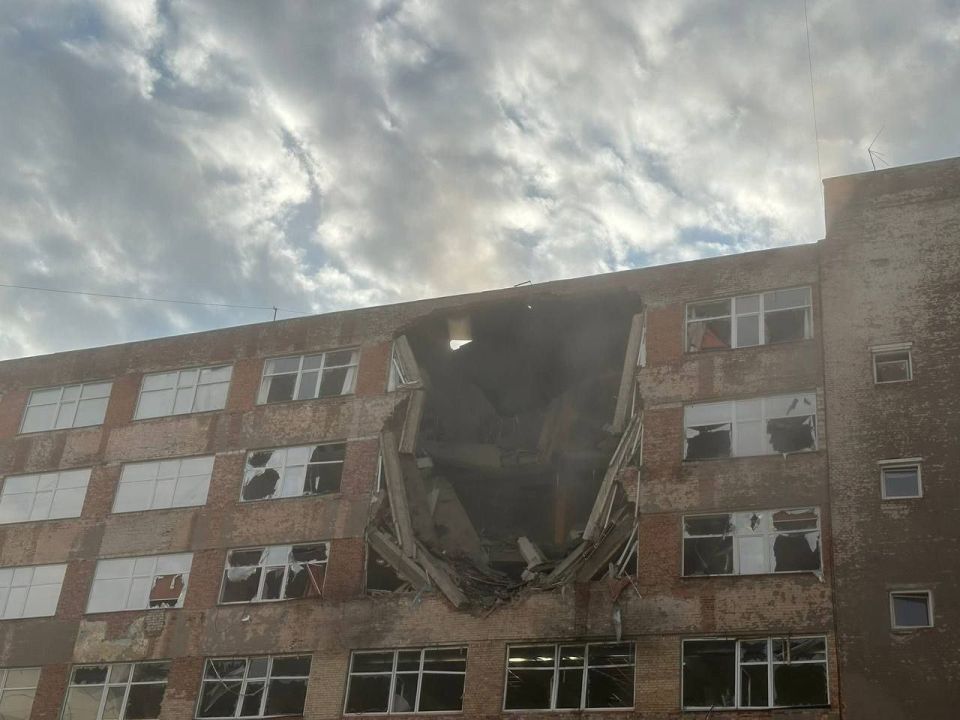 Олег Царёв: ВС РФ нанесли комбинированные удары по военным целям в 16 областях Украины Олег Царёв: ВС РФ нанесли комбинированные удары по военным целям в 16 областях Украины