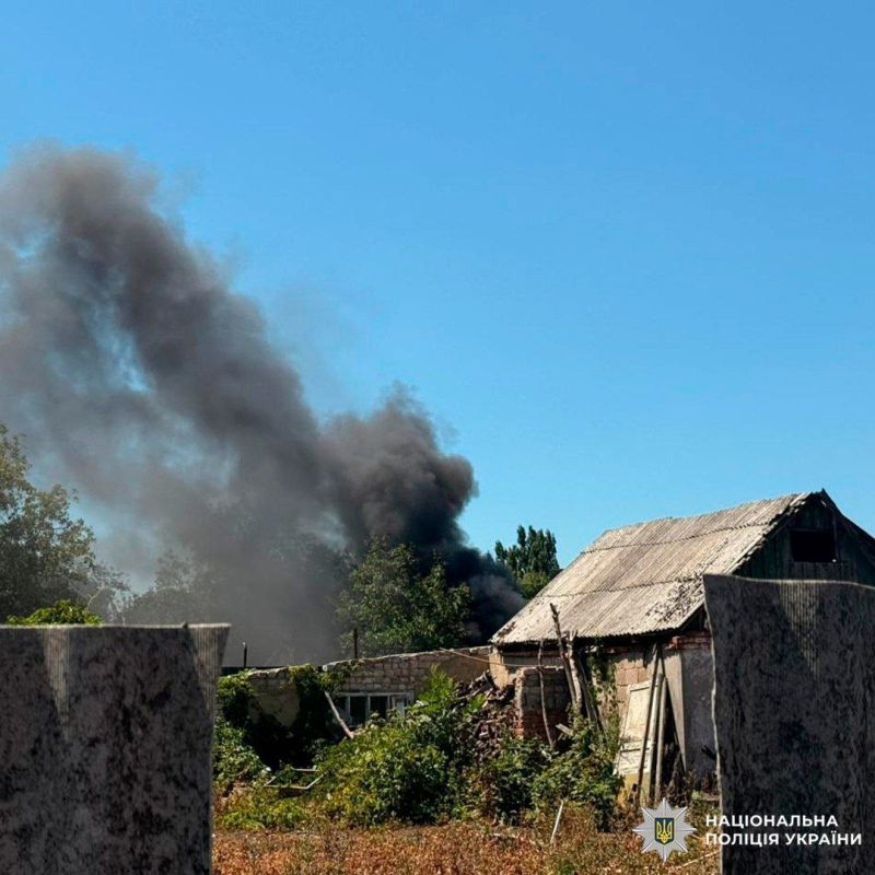 В Харьковской области в поселке Первомайск "Герани" поразили здание ТЦК В Харьковской области в поселке Первомайск "Герани" поразили здание ТЦК