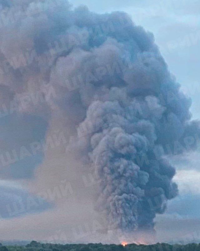 Ночью в городах бывшей Украины подвергались атакам Гераней объекты ВСУ Ночью в городах бывшей Украины подвергались атакам Гераней объекты ВСУ