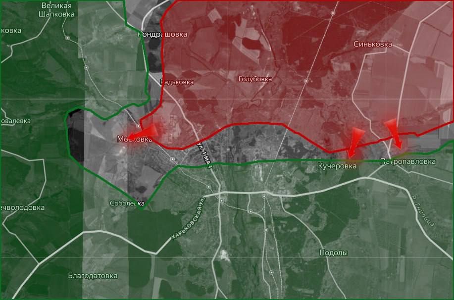 «На Купянском направлении ВС РФ продвинулись в районе села Мирное, и теперь бои идут в двух километрах от трассы, которая ведет в Купянск со стороны Харькова