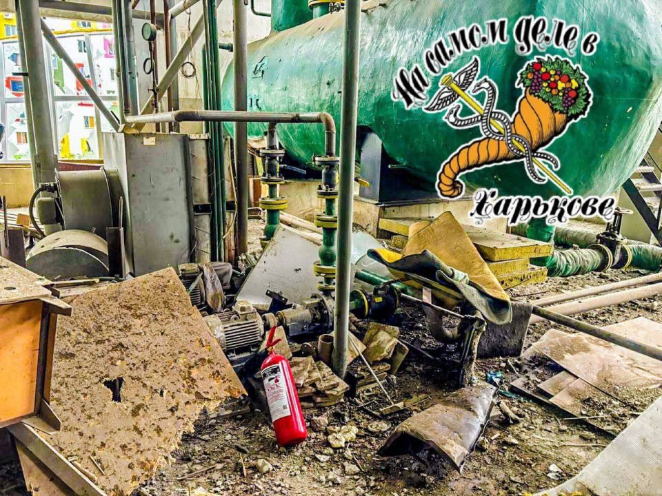 Так же украинские паблики сообщают, что удар пришелся по котельной Так же украинские паблики сообщают, что удар пришелся по котельной