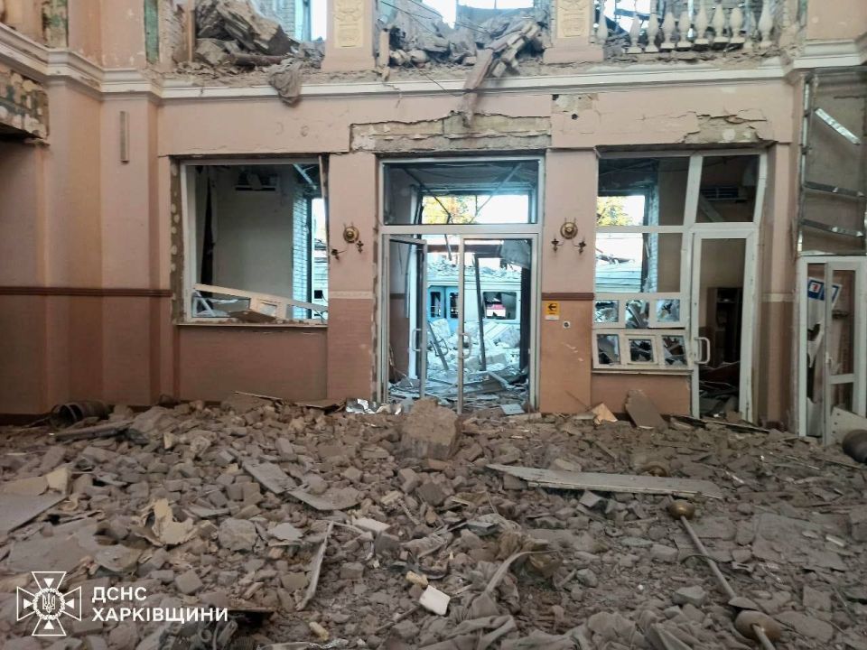 Лозовая Харьковская область, 05.07.2025. Ночью прилетели «Герани» по ж/д инфраструктуре Лозовая Харьковская область, 05.07.2025. Ночью прилетели «Герани» по ж/д инфраструктуре