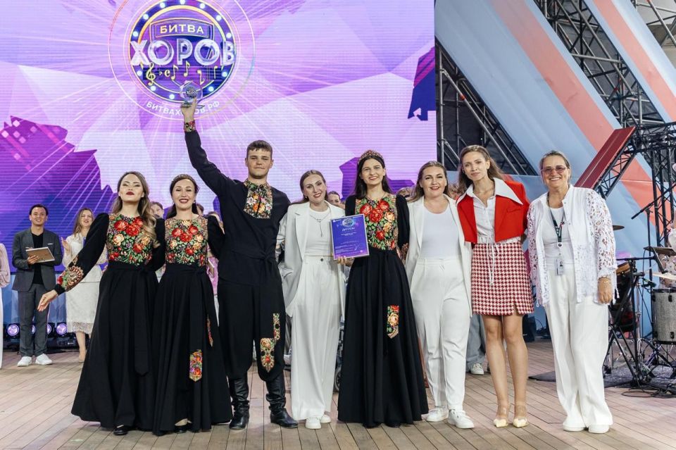 Патриотизм, традиции и творчество: «Таврида.АРТ» стал крупнейшим культурным событием Патриотизм, традиции и творчество: «Таврида.АРТ» стал крупнейшим культурным событием