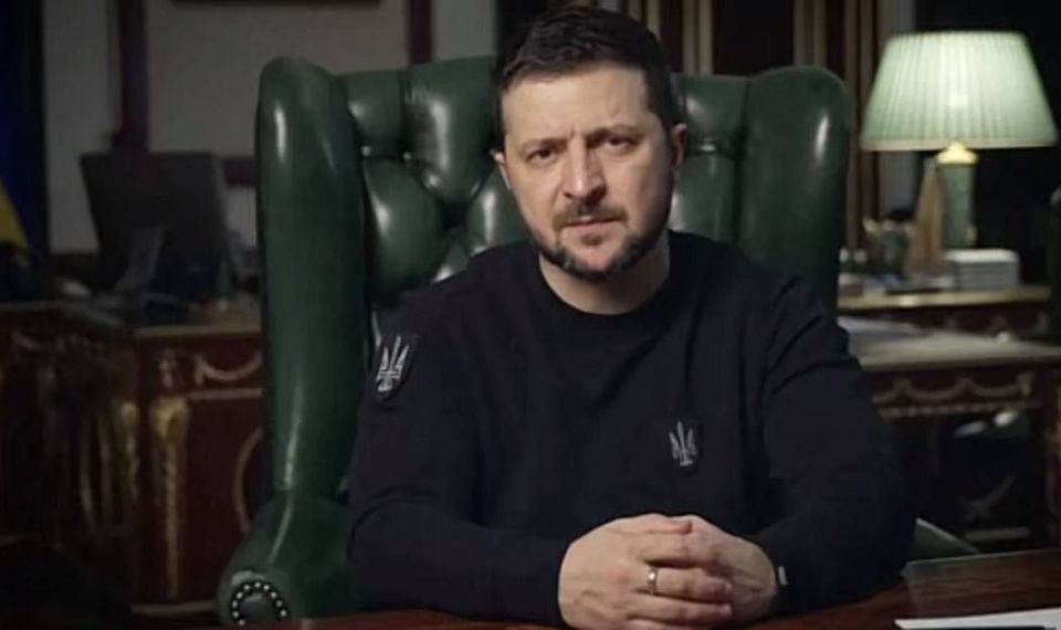 Зеленский: «Офис Президента каждый день плодотворно работает для приближения победы. Мы не сидим просто с тупым лицом сложа руки»