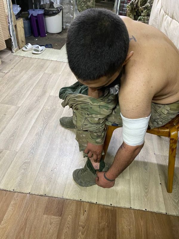 В ходе ведения боевых действий районе н.п. Новый Мир, Харьковской области в результате грамотных действий личного состава штурмового отряда "Черная Мамба" штурмовая группа из 7 человек нацбата "АЗОВ" была окружена и... В ходе ведения боевых действий районе н.п. Новый Мир, Харьковской области в результате грамотных действий личного состава штурмового отряда "Черная Мамба" штурмовая группа из 7 человек нацбата "АЗОВ" была окружена и...