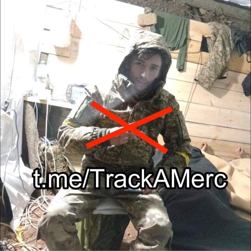 Американец Томас Гамбургер дезертировал из ВС США, чтобы воевать за Украину Американец Томас Гамбургер дезертировал из ВС США, чтобы воевать за Украину