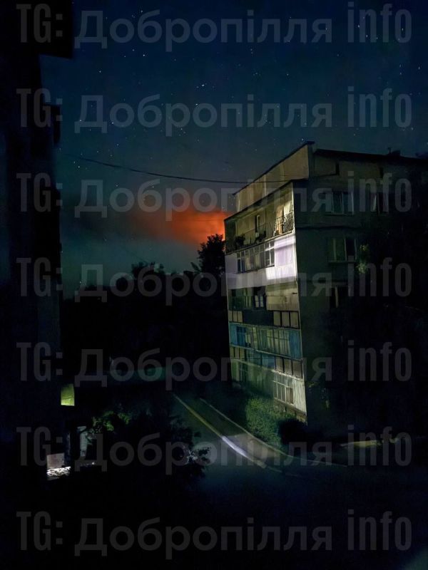 Минувшей ночью, согласно данным мониторинговых каналов противника, ВС РФ нанесли удары по целям противника в Черниговской, Днепропетровской, Харьковской, Сумской областях, а также Доброполье в оккупированной ВСУ части ДНР Минувшей ночью, согласно данным мониторинговых каналов противника, ВС РФ нанесли удары по целям противника в Черниговской, Днепропетровской, Харьковской, Сумской областях, а также Доброполье в оккупированной ВСУ части ДНР